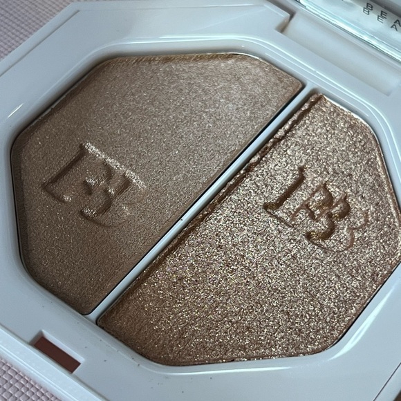 FENTY BEAUTY • KILLAWATT HIGHLIGHTER DUO - AFTERNOON SNACK & MO' HUNNY • NEW IN - Picture 2 of 9